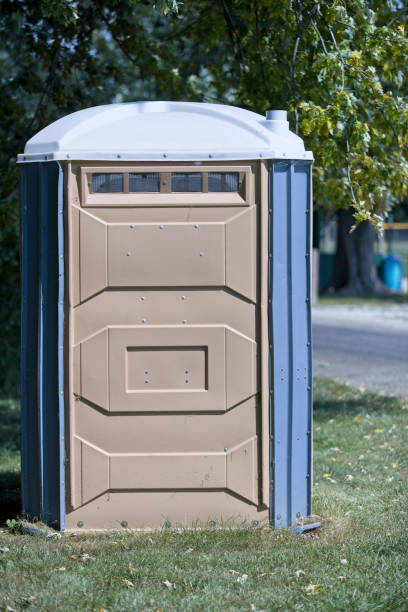 Portable Toilet Options We Offer in West Des Moines, IA
